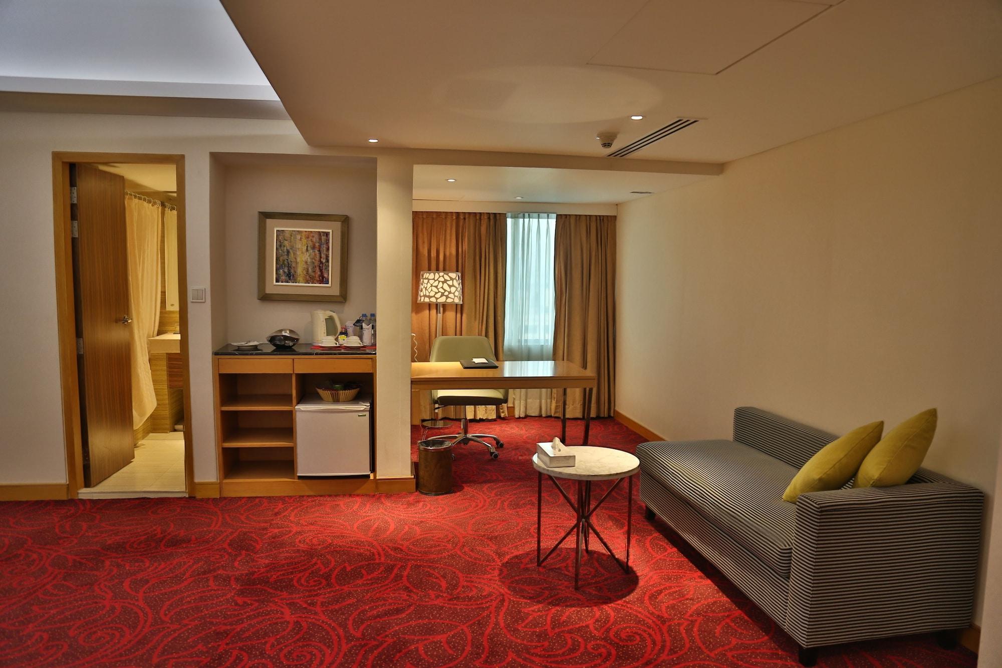 Dhaka Regency Hotel & Resort Limited Exterior photo