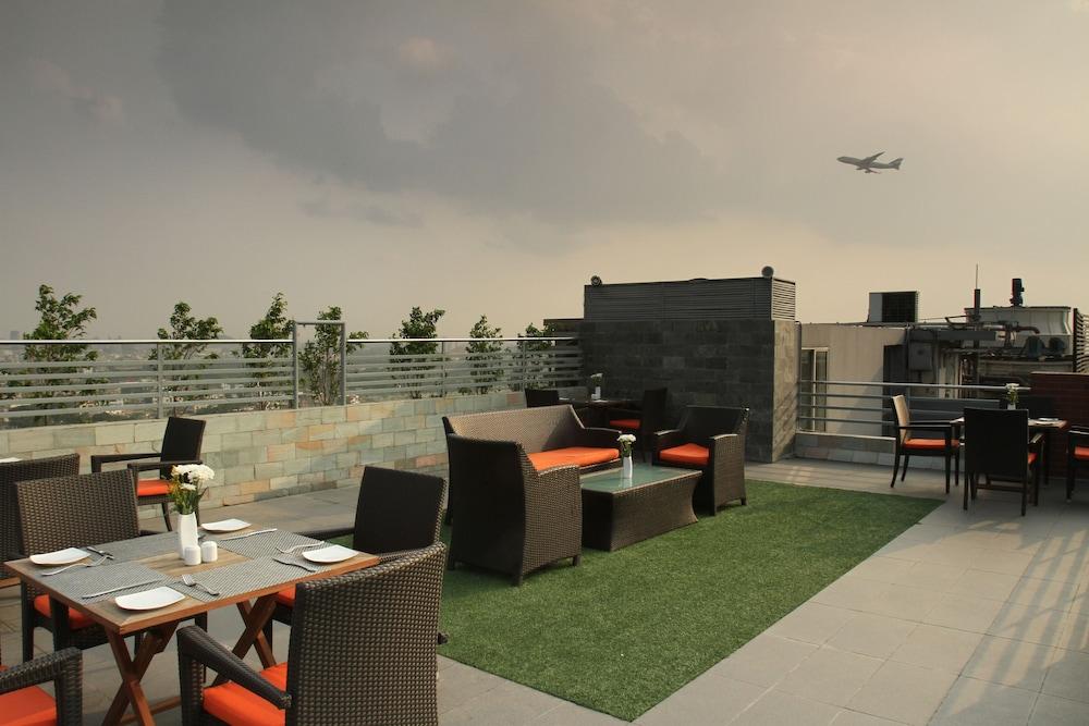 Dhaka Regency Hotel & Resort Limited Exterior photo
