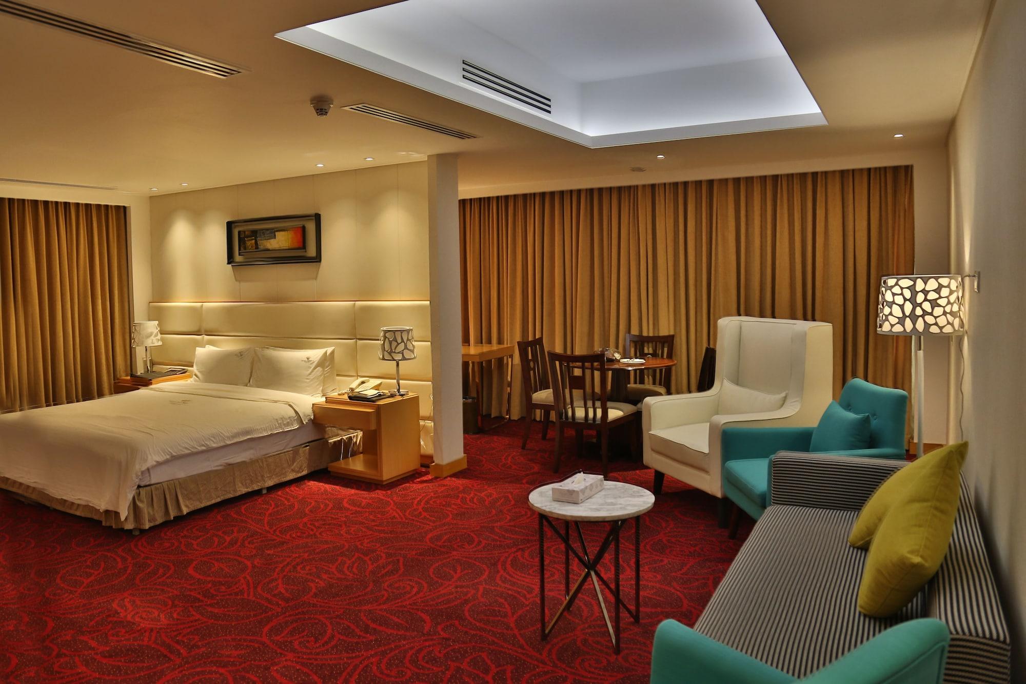 Dhaka Regency Hotel & Resort Limited Exterior photo