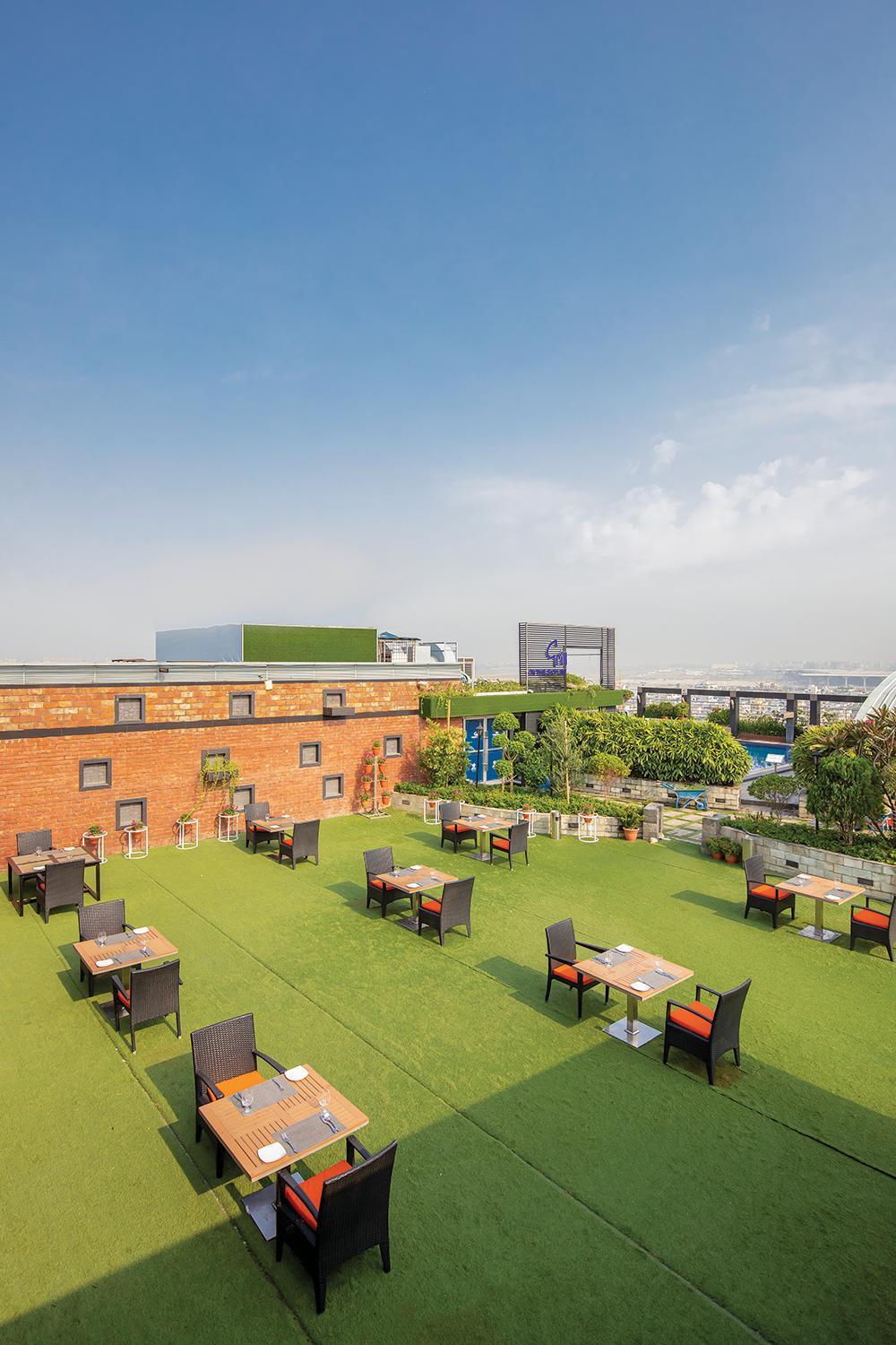 Dhaka Regency Hotel & Resort Limited Exterior photo