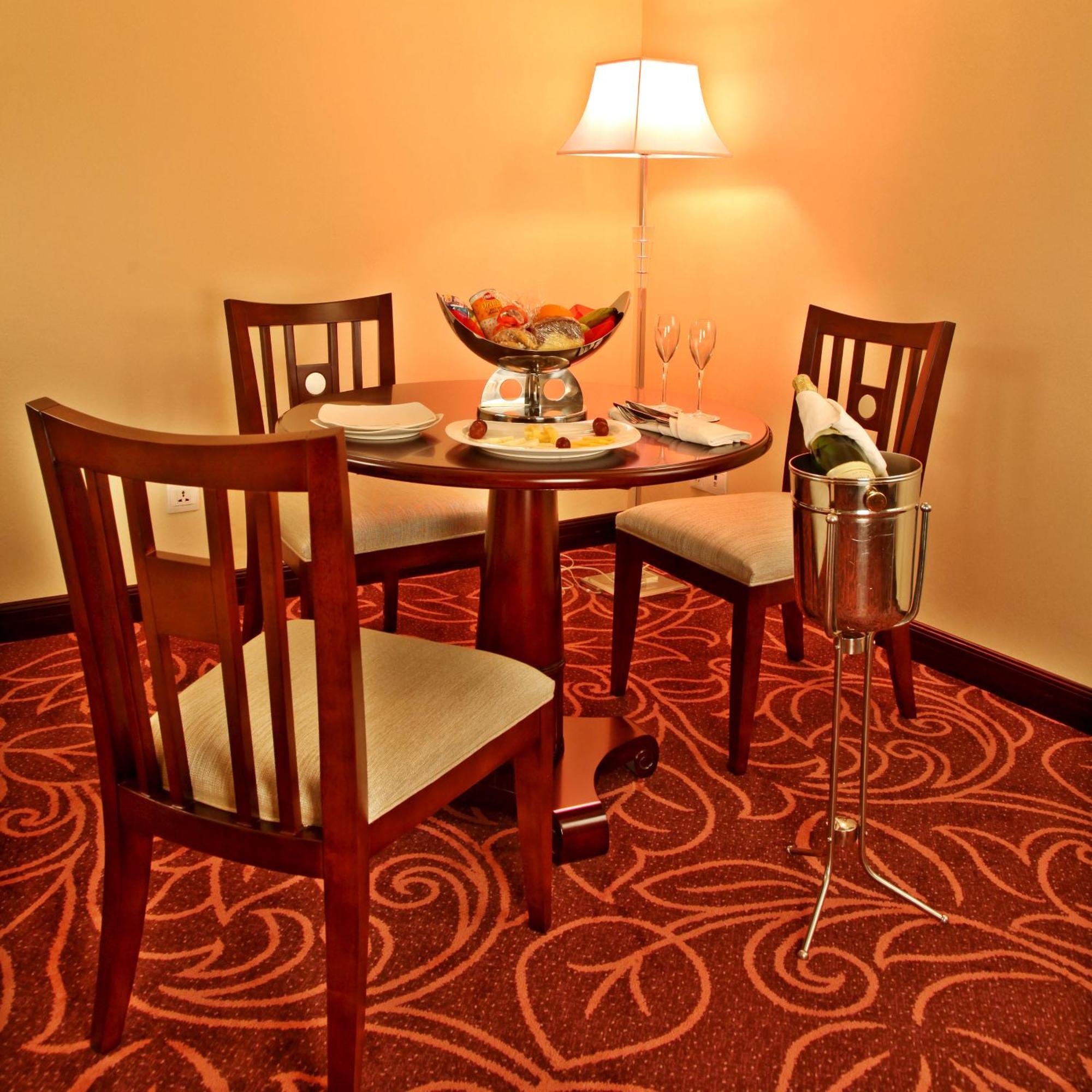 Dhaka Regency Hotel & Resort Limited Room photo