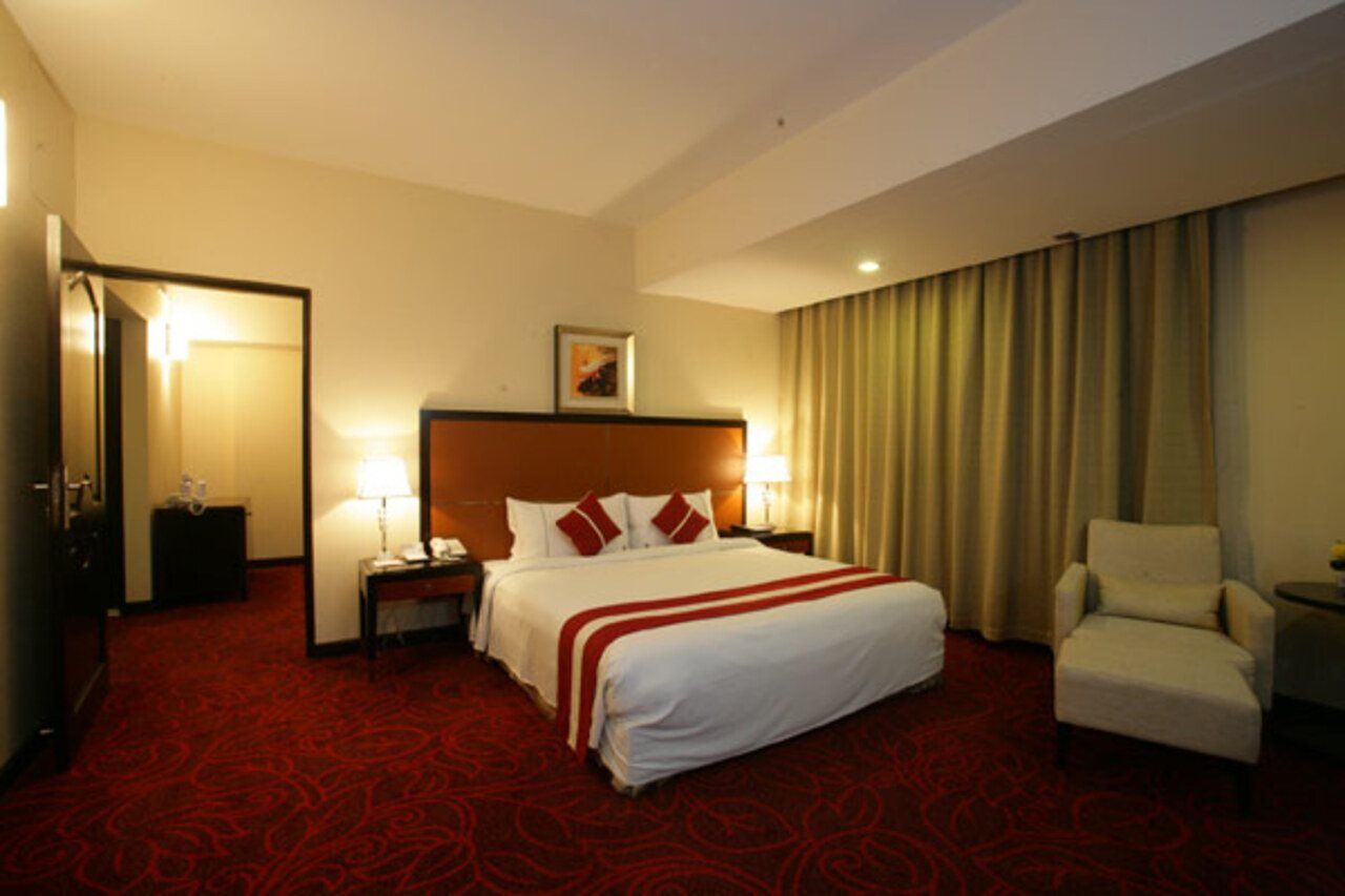 Dhaka Regency Hotel & Resort Limited Exterior photo